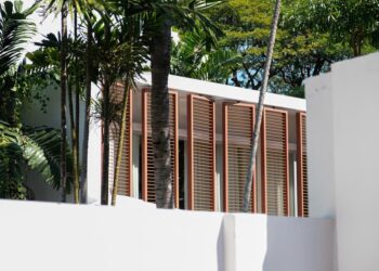 Here is a new fashion in Marrakech not everyone likes