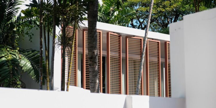 Here is a new fashion in Marrakech not everyone likes